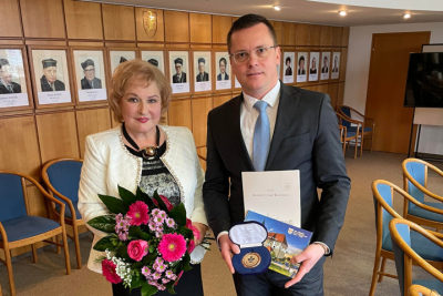 Dekan Obchodnej fakulty Peter Drábik medzi ocenenými osobnosťami