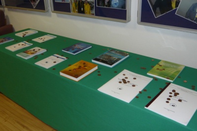 Výstava publikácií autorov Obchodnej fakulty vydaných v roku 2011