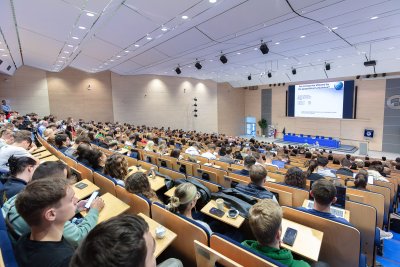 Medzinárodná konferencia AIB-CEE 2025 v Bratislave: Spojenie vedy, praxe a medzinárodného podnikania