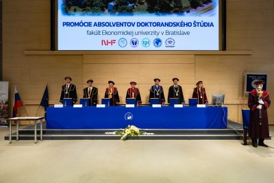 Promócie absolventov doktorandského štúdia 2024/2025